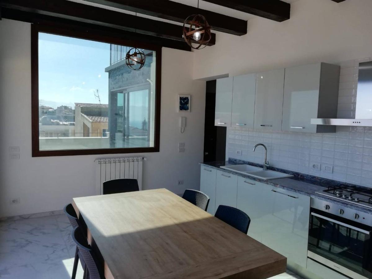 Апартаменти Palazzo Del Golfo Penthouse Кастелламмаре-дель-Гольфо Екстер'єр фото