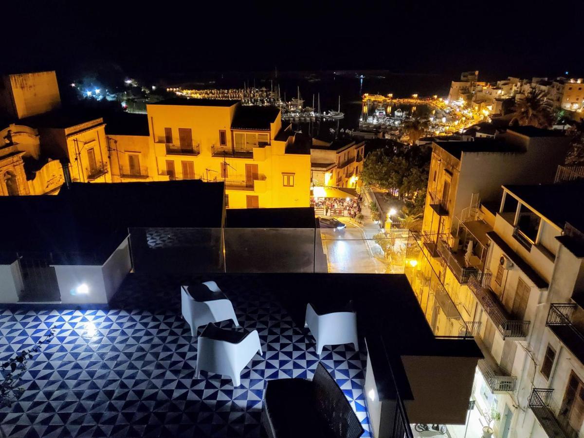 Апартаменти Palazzo Del Golfo Penthouse Кастелламмаре-дель-Гольфо Екстер'єр фото