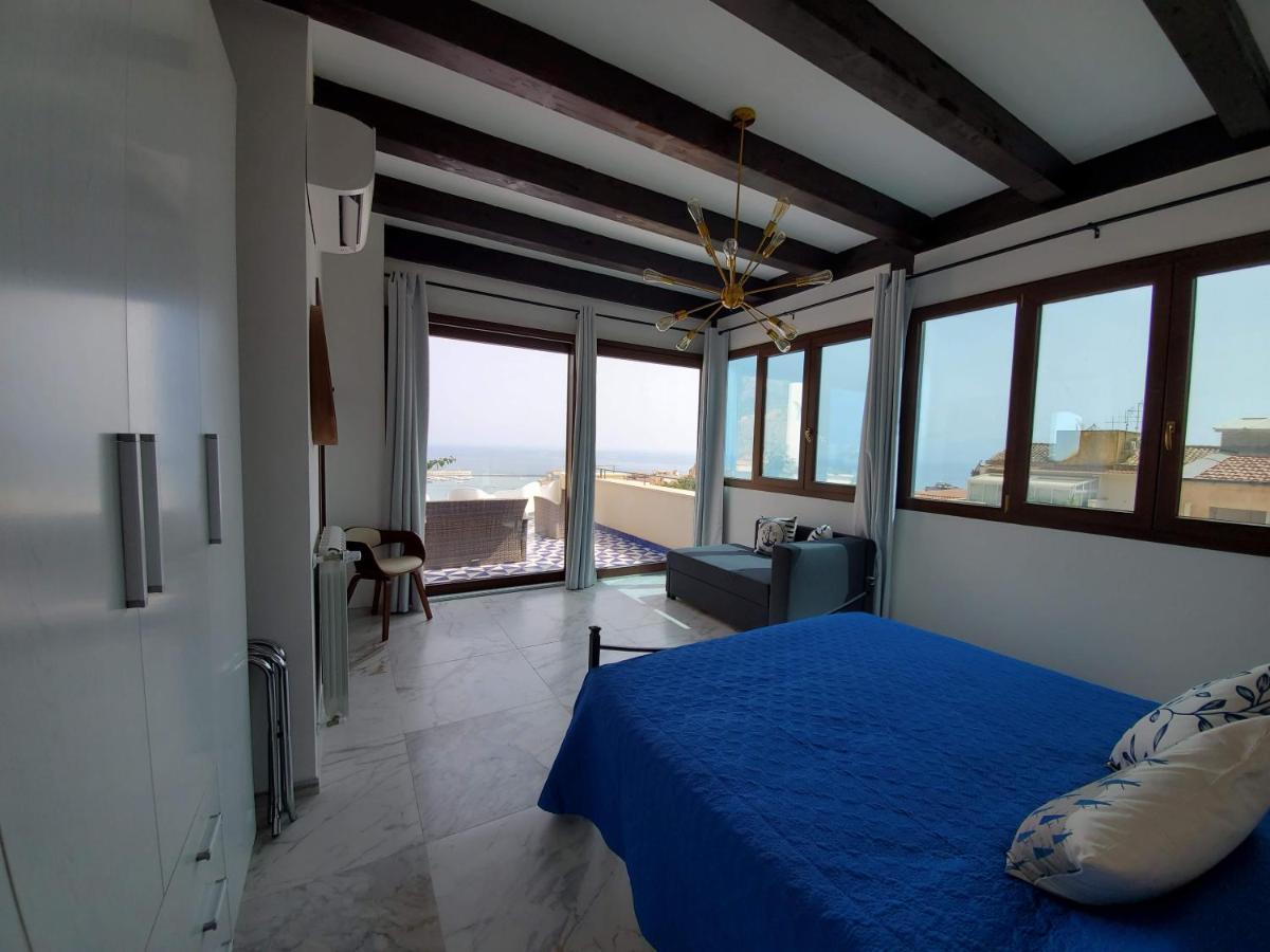 Апартаменти Palazzo Del Golfo Penthouse Кастелламмаре-дель-Гольфо Екстер'єр фото