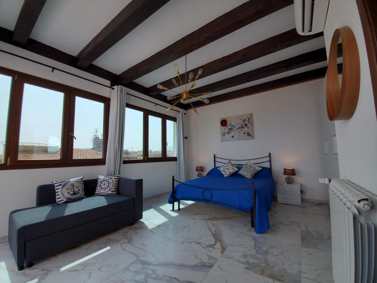 Апартаменти Palazzo Del Golfo Penthouse Кастелламмаре-дель-Гольфо Екстер'єр фото